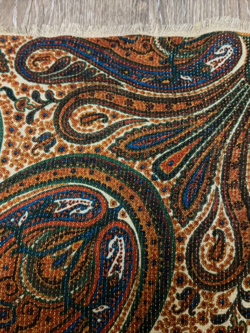 Vintage The Specialty House Wool Lurex Paisley Scarf Shawl Made in Japan 35x35